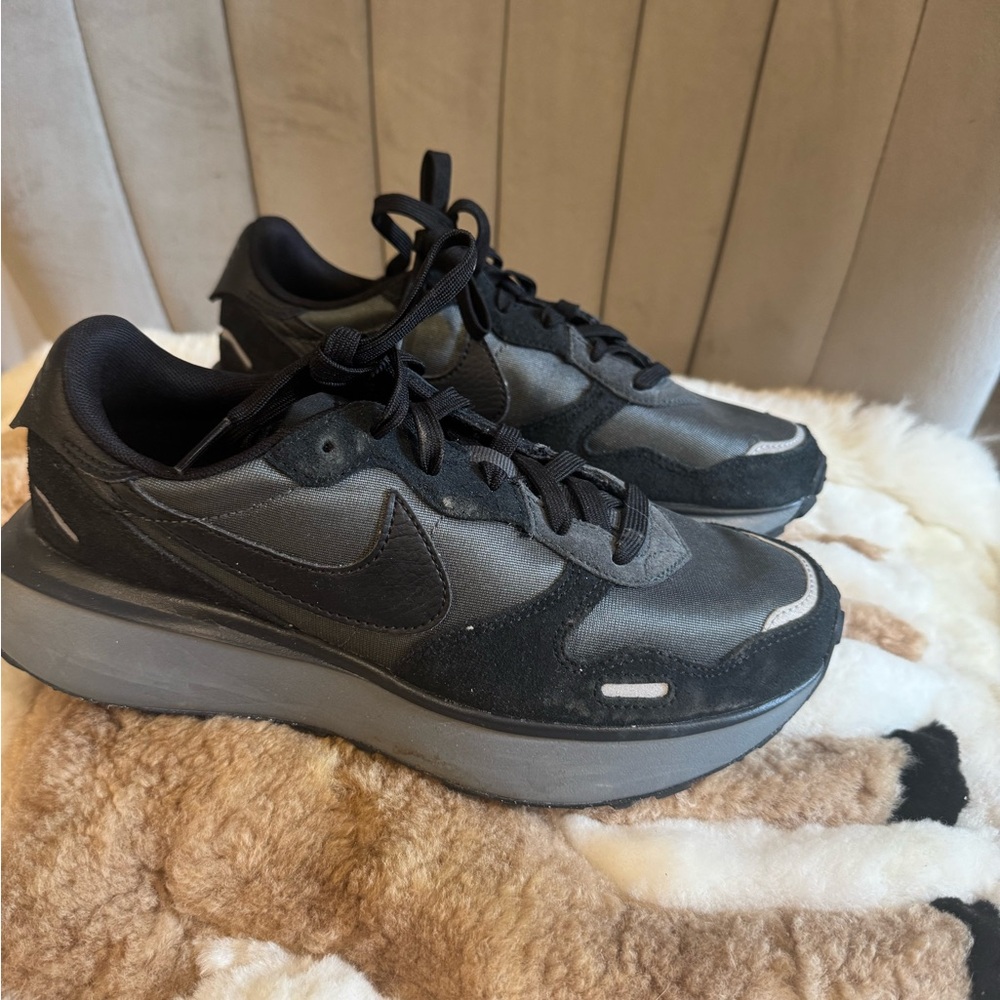 Nike Phoenix Waffle